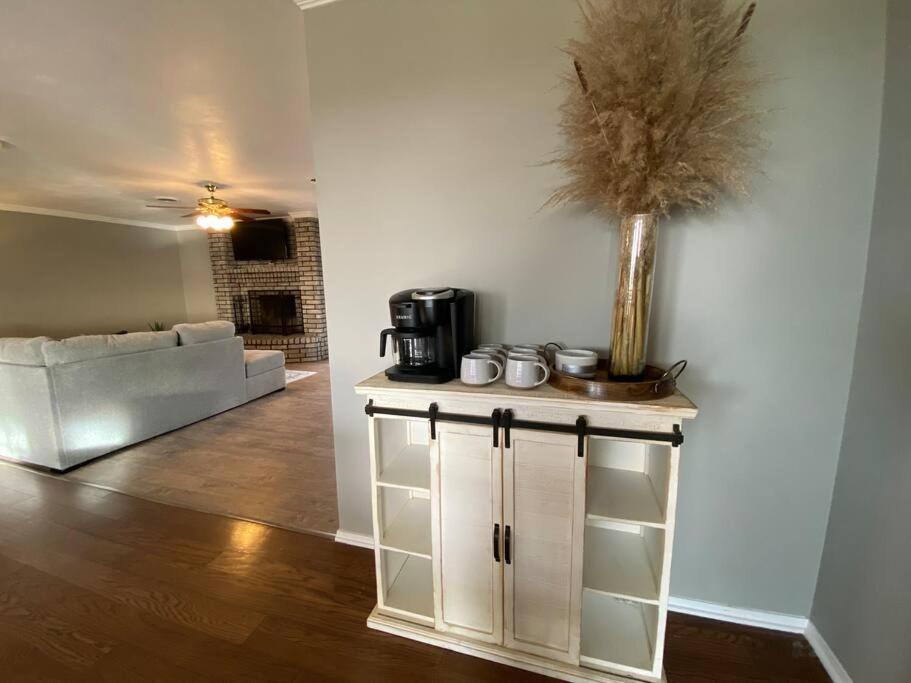 Large Modern Family Home! Soncy Buitenkant foto